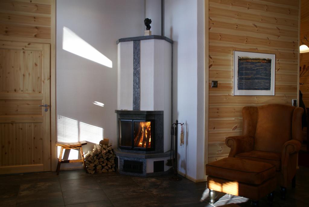 Kartanohotelli Satulinna Huvilat Hirvensalmi Habitación foto