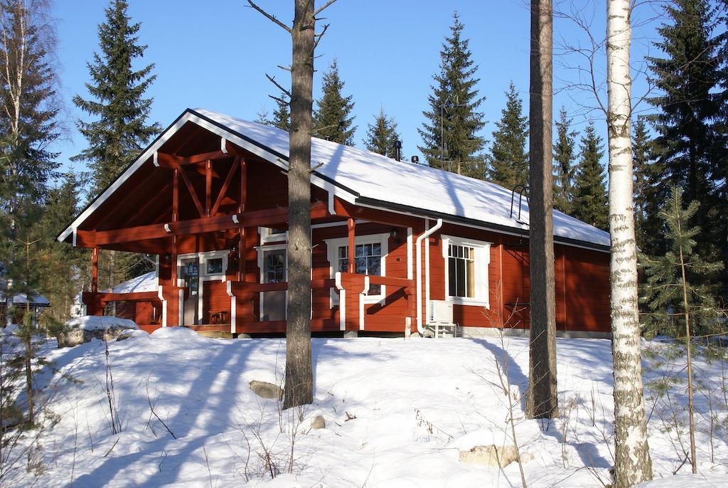 Kartanohotelli Satulinna Huvilat Hirvensalmi Habitación foto